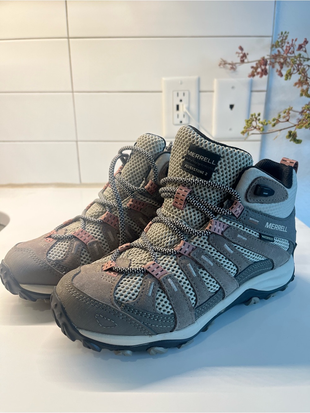 Merrell Women’s Hiking Shoes Black and Tan Outsoles